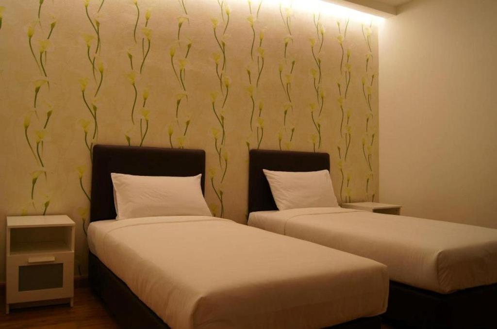 Blueberry Inn Miri Room photo